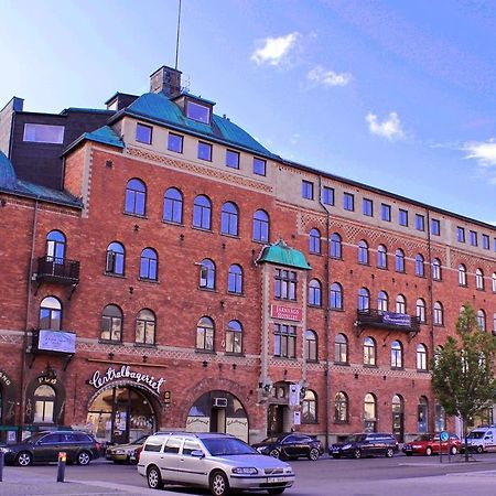 Jaernvaegshotellet Gävle Extérieur photo